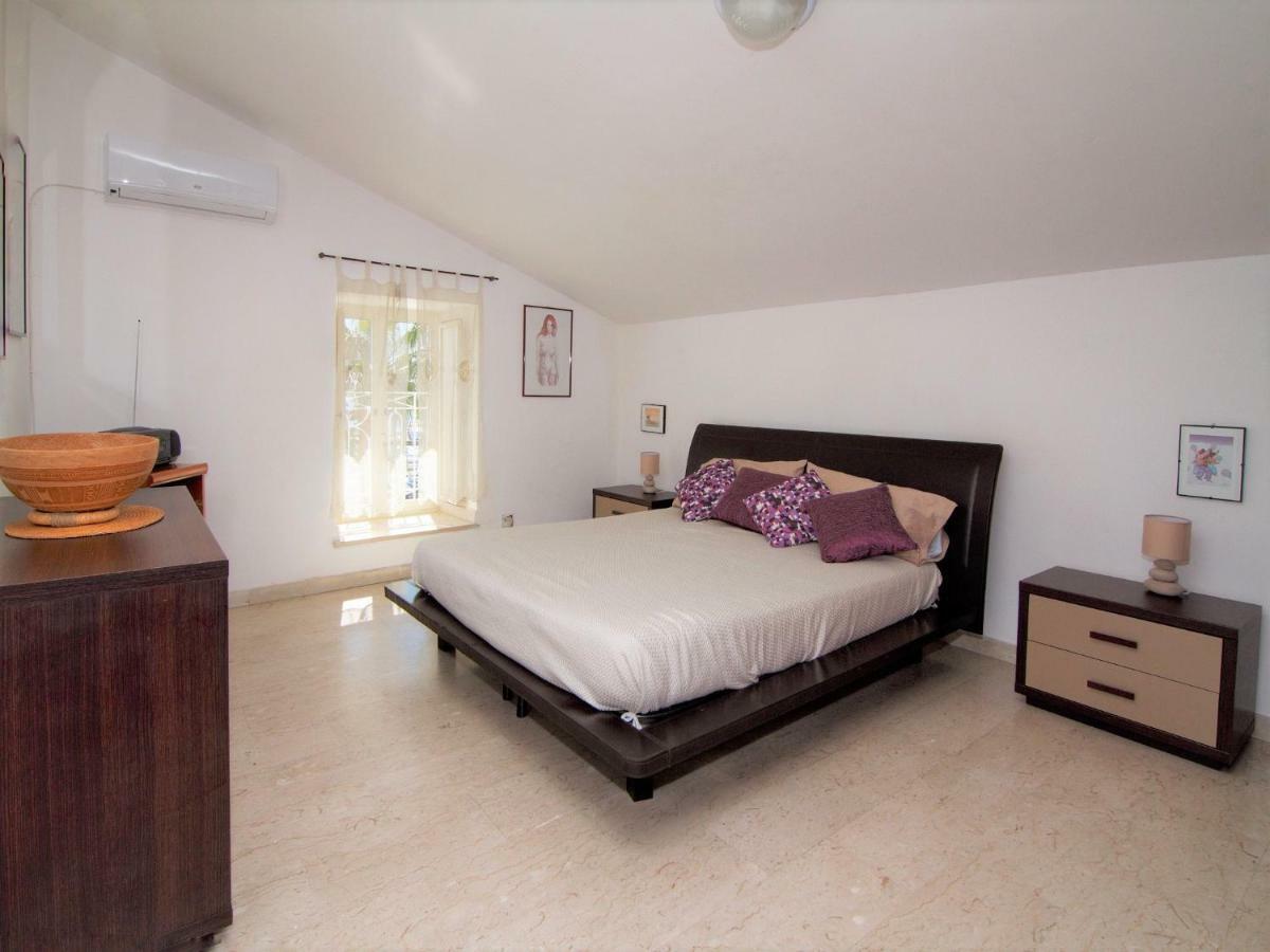 Appartement Il Covo Sul Porto à Milazzo Extérieur photo